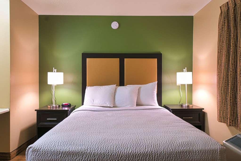 Suburban Studios Louisville East Phòng bức ảnh