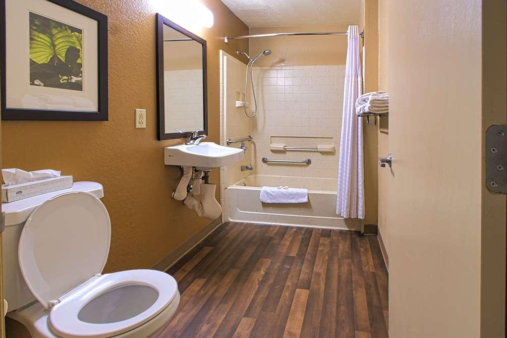 Suburban Studios Louisville East Phòng bức ảnh