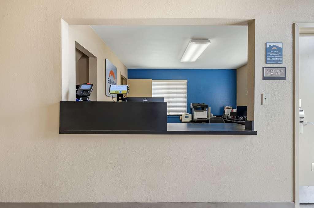 Suburban Studios Louisville East Nội địa bức ảnh